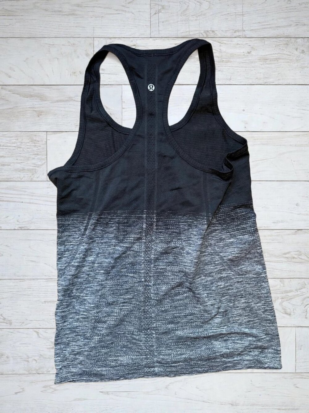 lululemon Swiftly Tech Racerback Black White Ombre Size 8